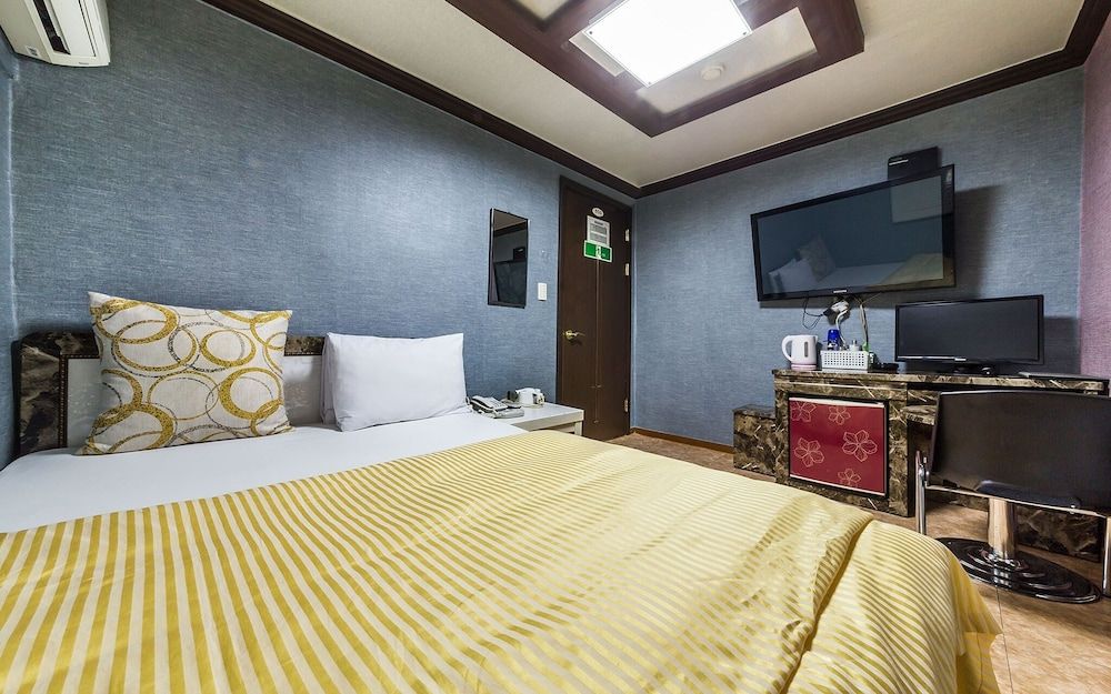 undefined Sillim Castle 5