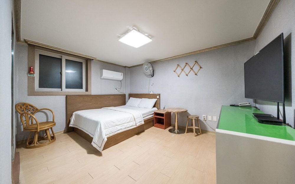 undefined Sillim Honey 8