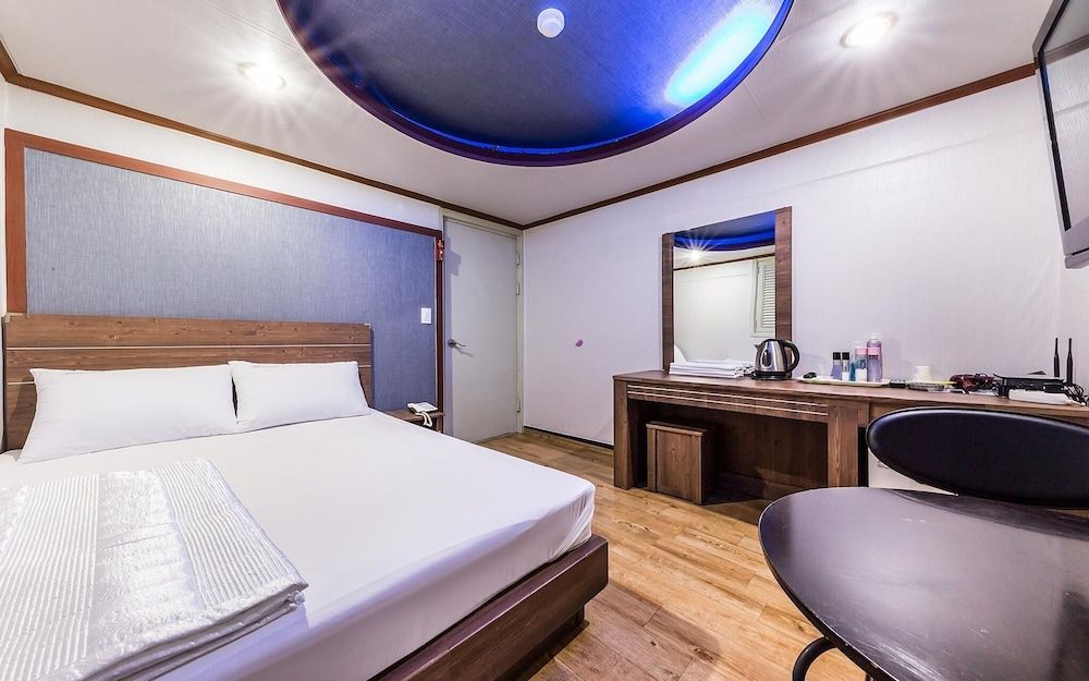 undefined Seoul National University Wheel 3