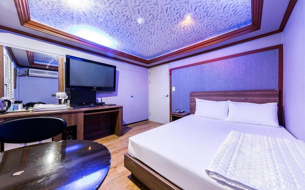 undefined Seoul National University Wheel 10