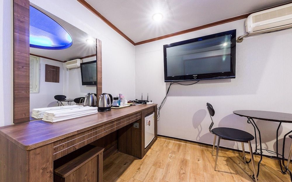 undefined Seoul National University Wheel 7