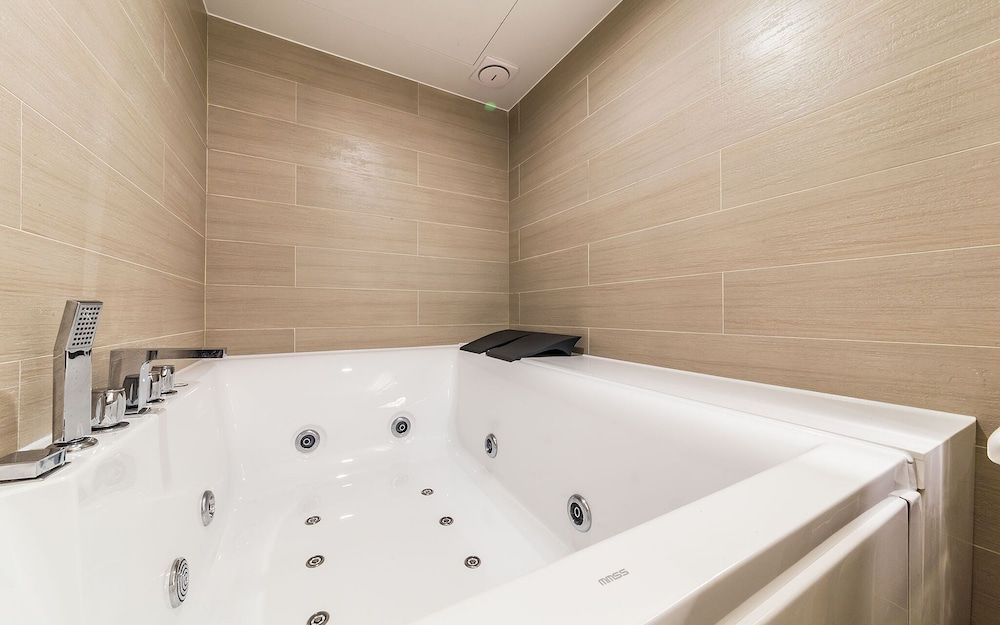 Sadang Metro21 Room (VIP (large whirlpool LG Styler/Netfli) 23