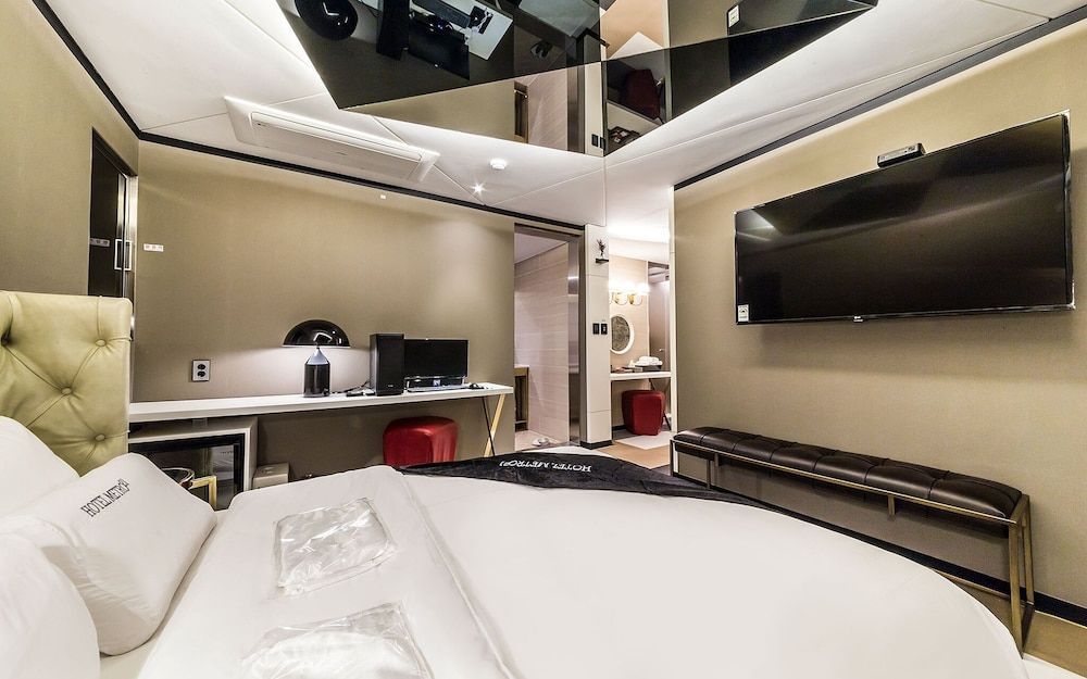 Sadang Metro21 Room (VIP (large whirlpool LG Styler/Netfli) 13