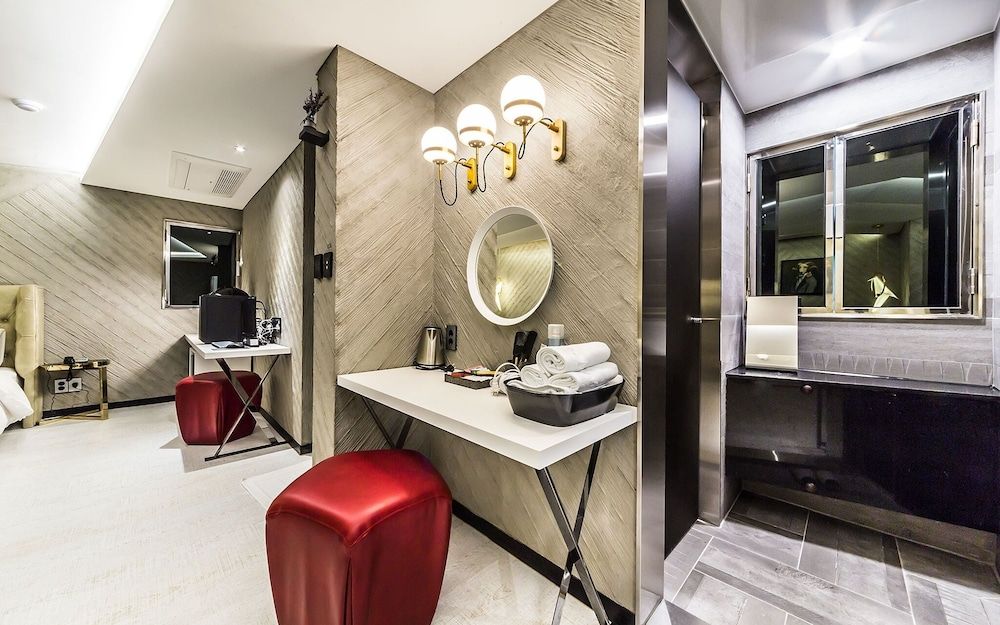 Sadang Metro21 Room (VIP (large whirlpool LG Styler/Netfli) 7