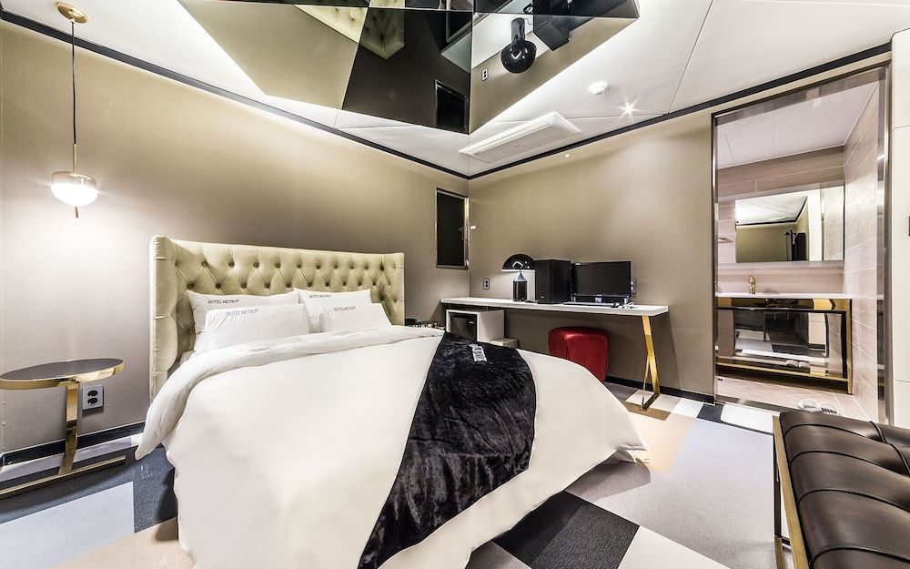 Sadang Metro21 Room (VIP (large whirlpool LG Styler/Netfli) 12