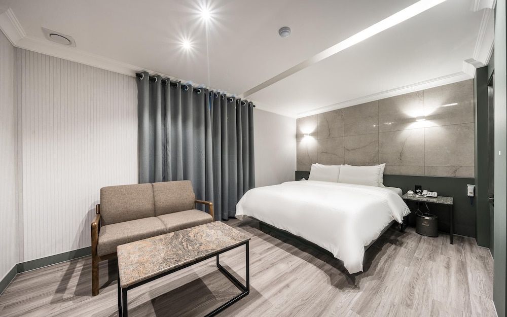 Jamsil Raja Room (Semi-special room (styler available N) 5