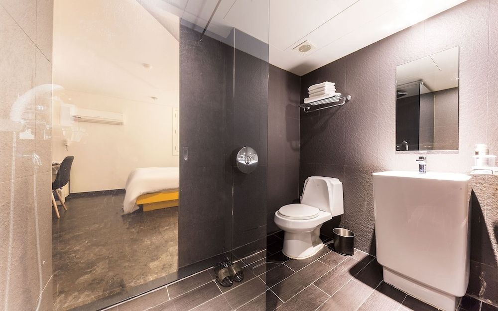 undefined Seocho Hotel ART 10