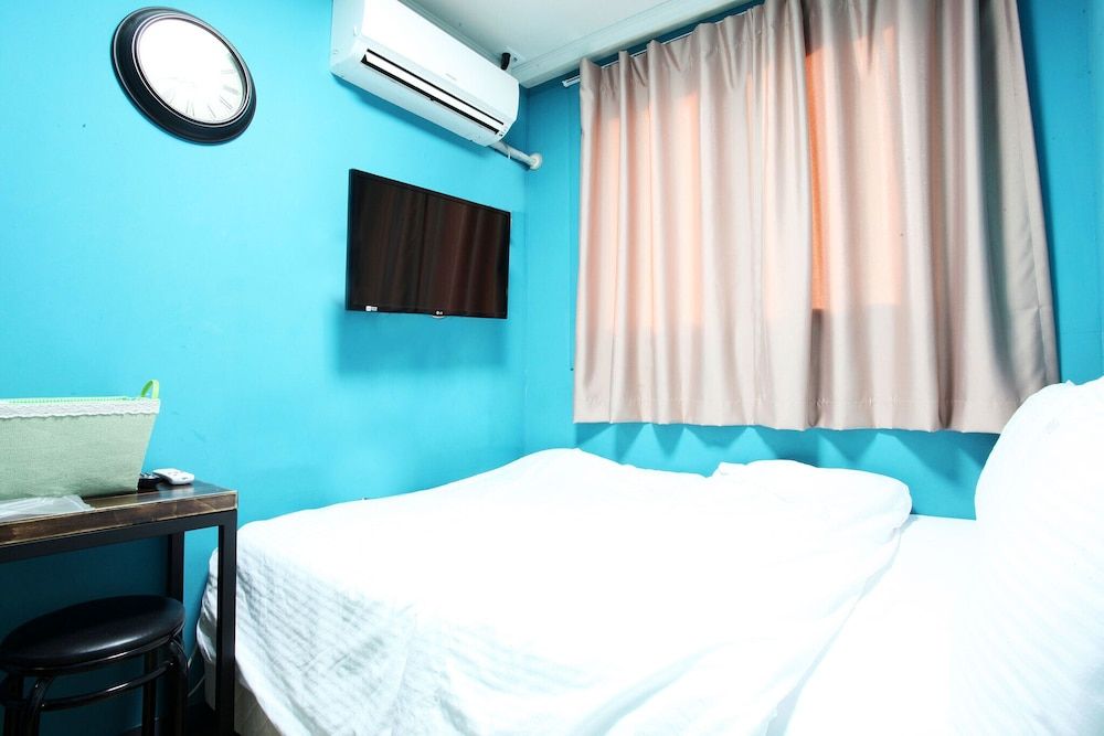 undefined Hongdae A-ray 2