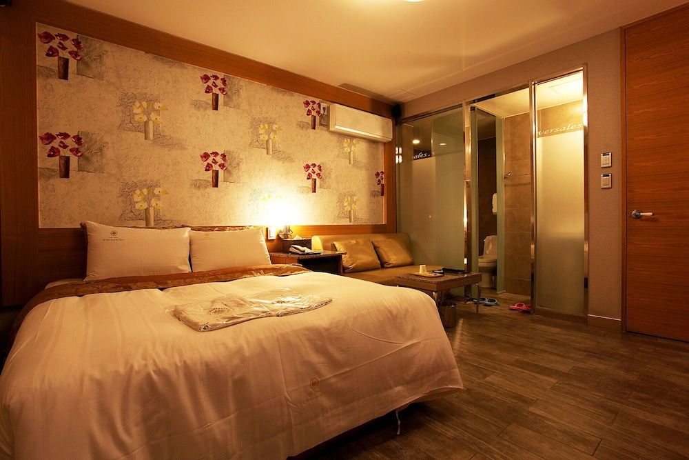 Changdong Versaille Room (Standard Room) 2