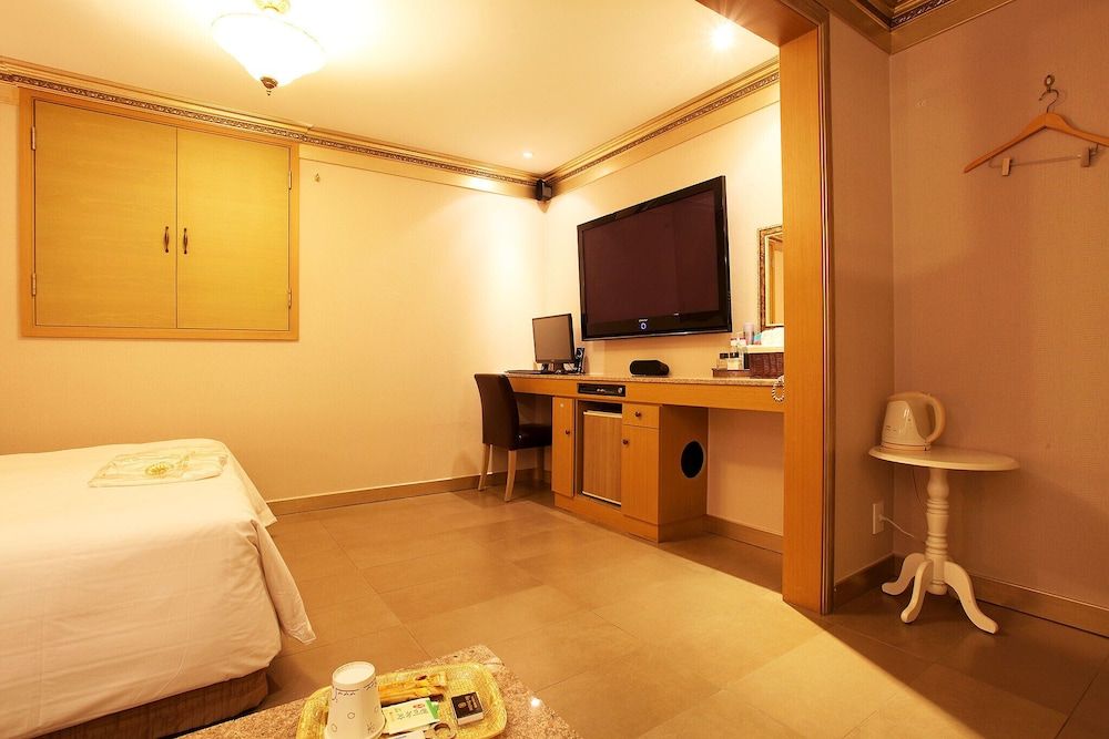 Changdong Versaille Room (Standard Room) 31