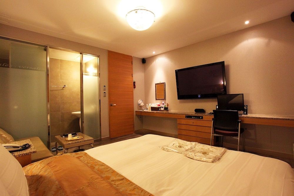 Changdong Versaille Room (Standard Room) 4