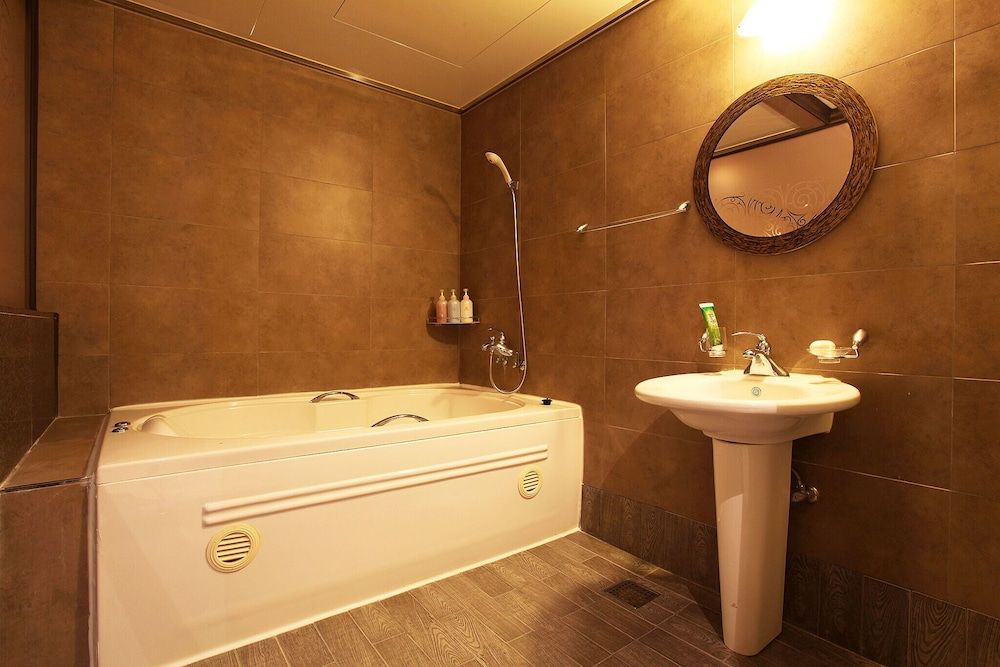 Changdong Versaille Room (Standard Room) 21