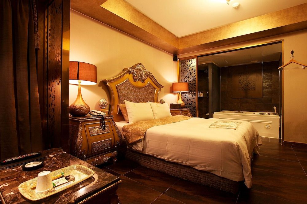 Changdong Versaille Room (Standard Room) 7