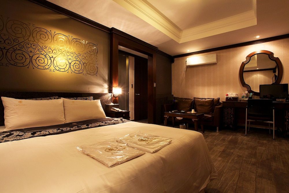 Changdong Versaille Room (Standard Room) 19