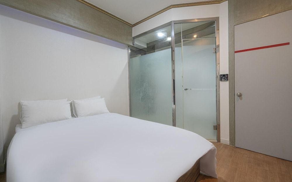 undefined Hoegi Motel 4