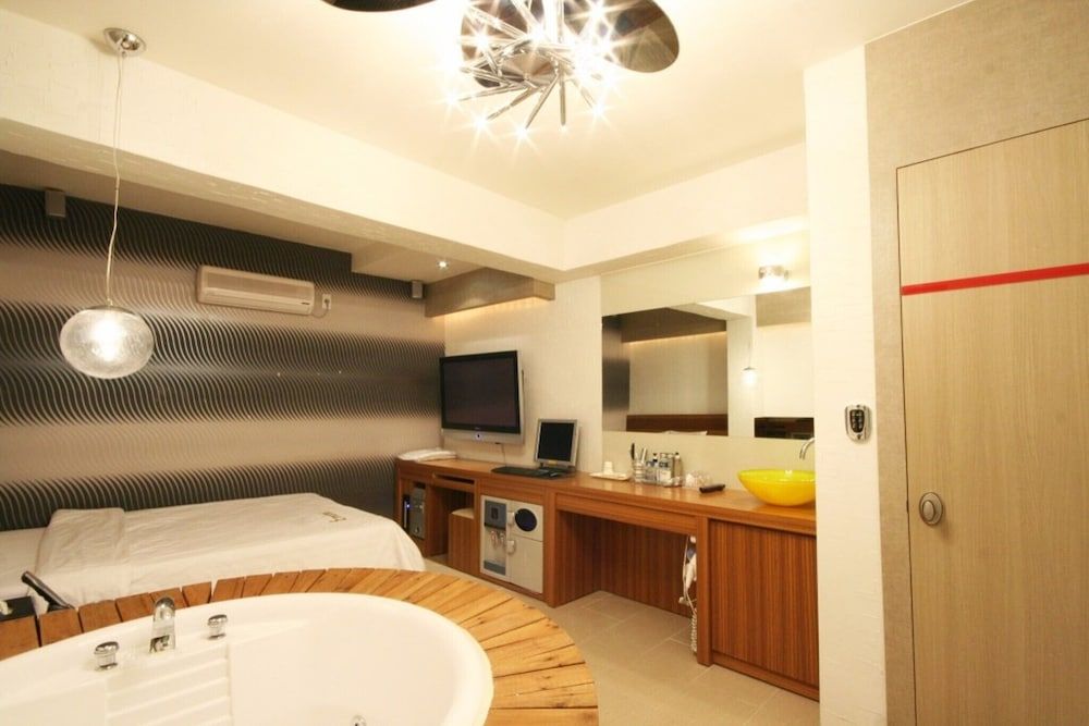 undefined Hoegi Motel 9