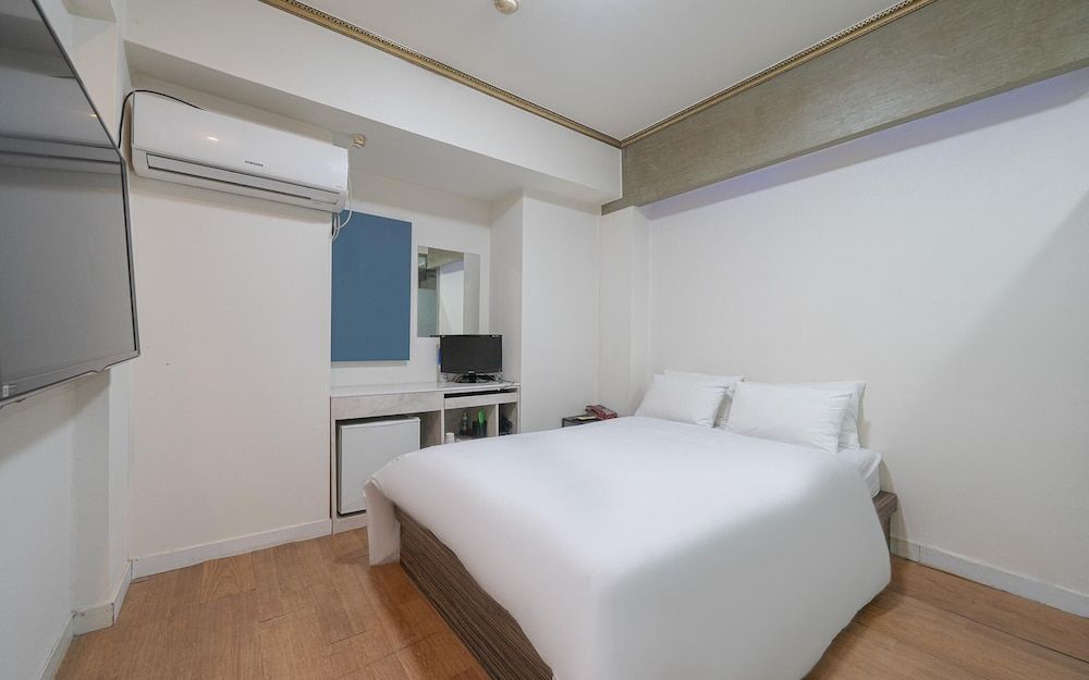 undefined Hoegi Motel 5