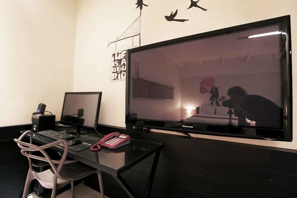 Suyu Solid Hotel Room (Standard room (Netflix available)) 27