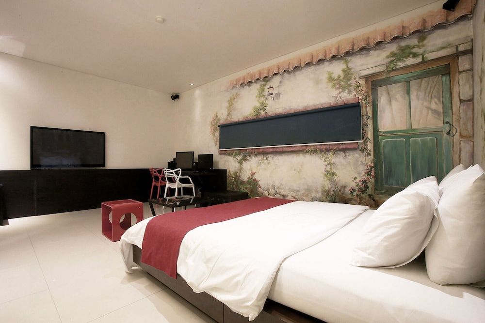 Suyu Solid Hotel Room (Special room (Netflix available)) 5