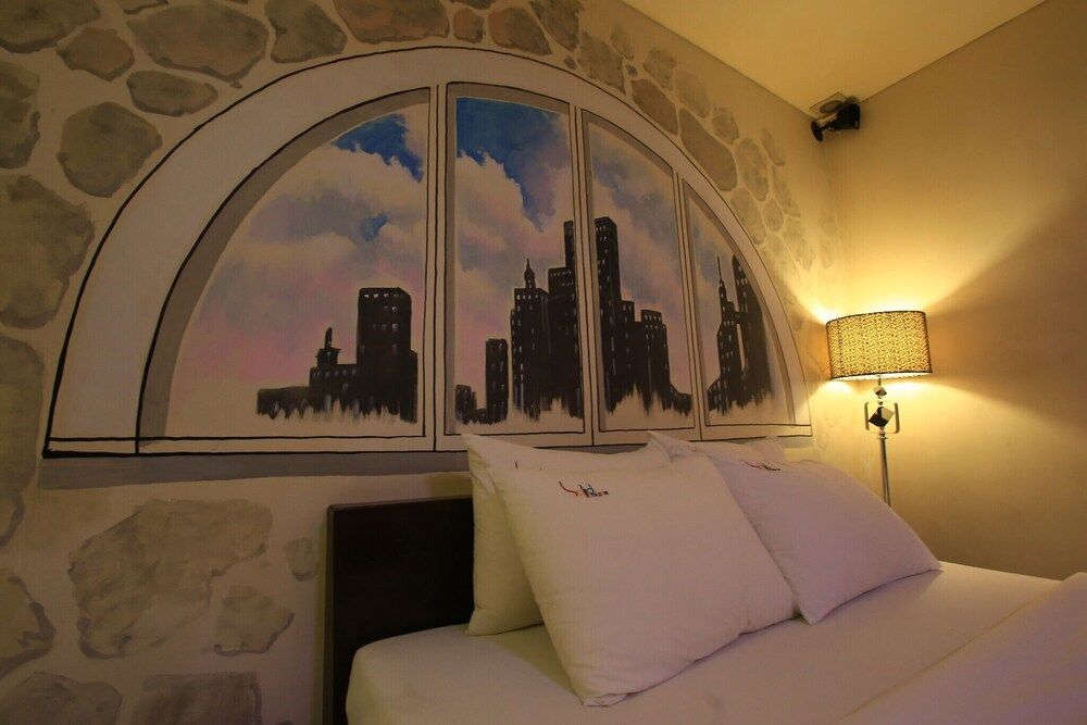 Suyu Solid Hotel Room (Standard room (Netflix available)) 34