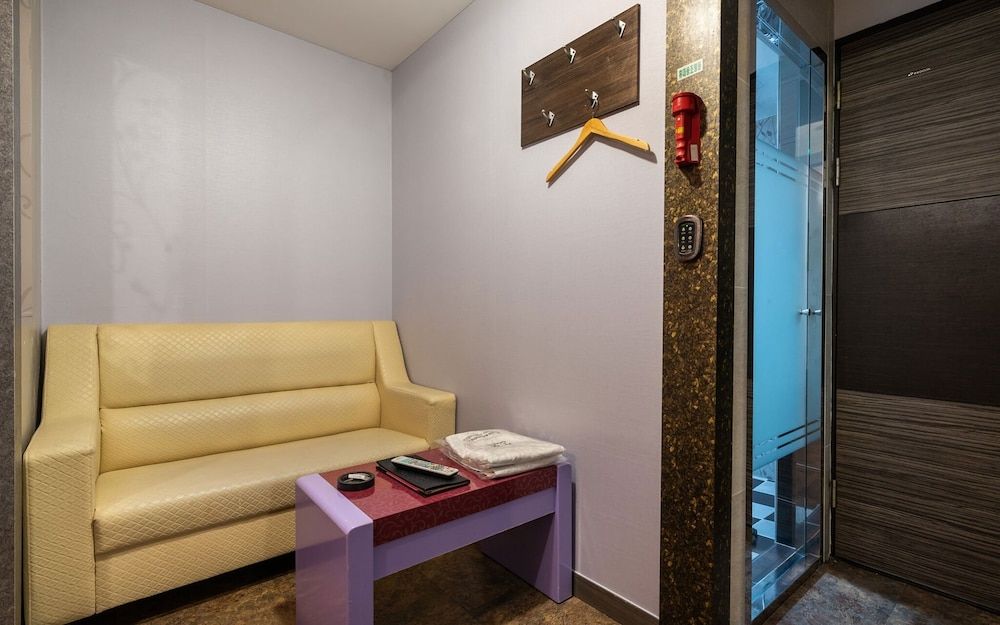 Suyu Palace Hotel Room (General room-physical identification ) 29