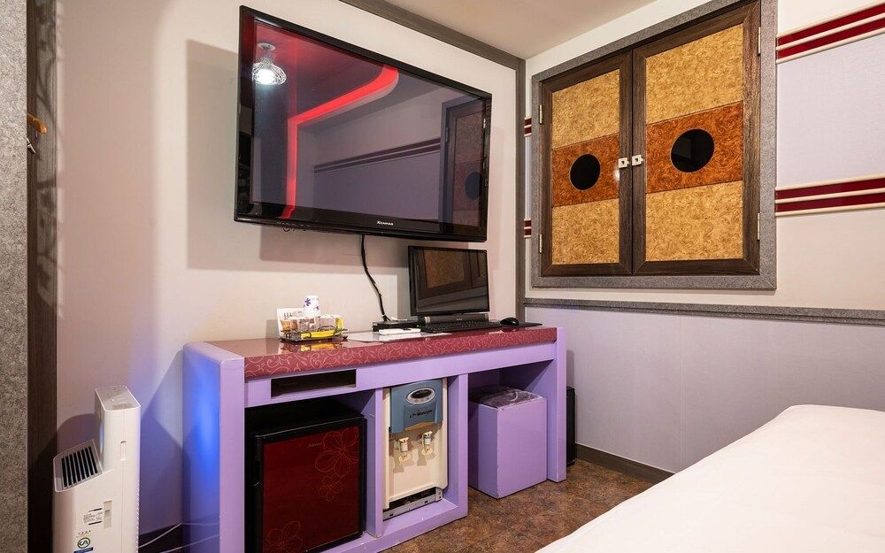 Suyu Palace Hotel Room (General room-physical identification ) 27