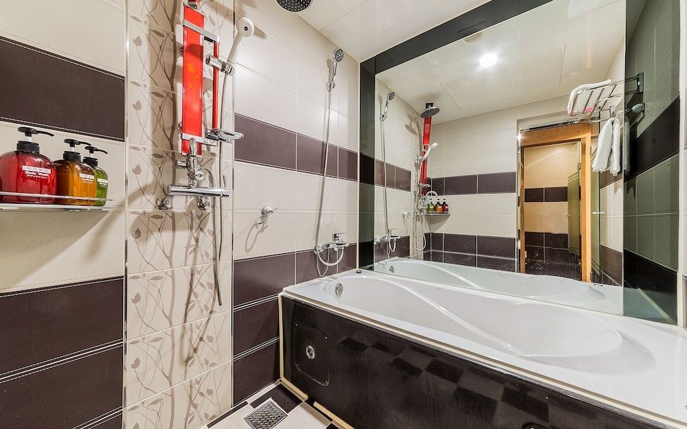 Suyu Palace Hotel Room (General room-physical identification ) 23