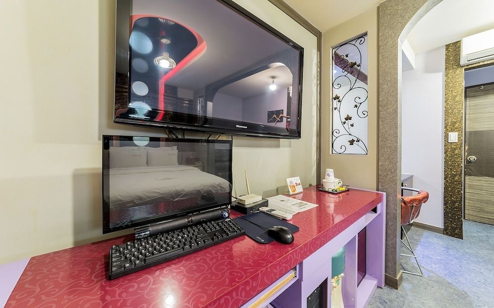 Suyu Palace Hotel Room (General room-physical identification ) 11