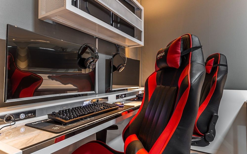 Gildong Orient Room (Deluxe Room (Couples PC Netflix avail) 5