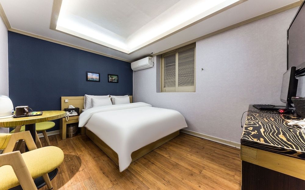 undefined Cheonho M 4