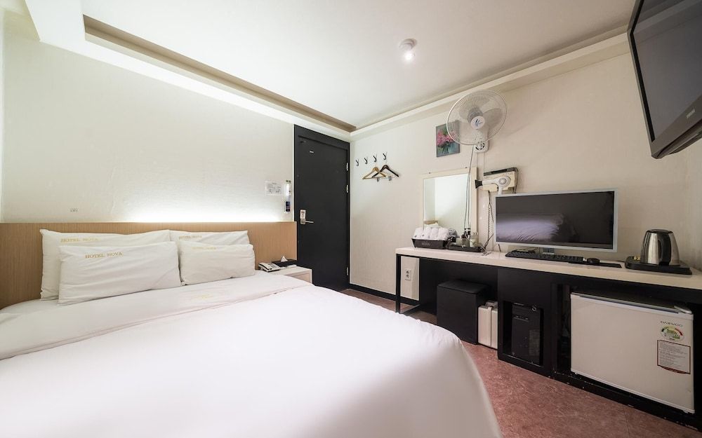 undefined Jongno Nova 8