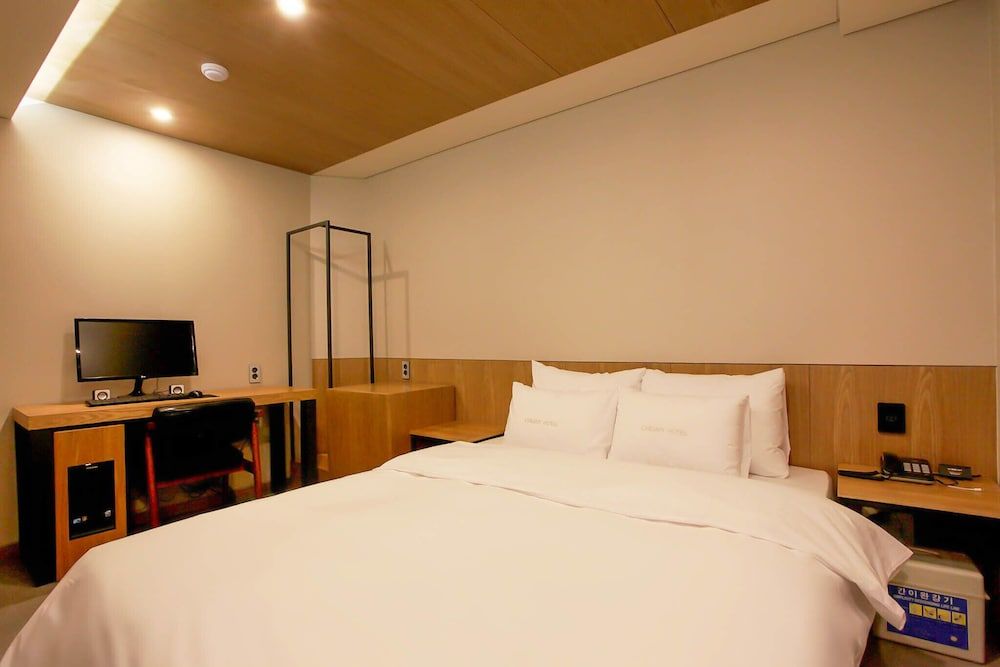 undefined Jamsil Cherry 9