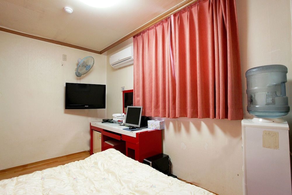 undefined Konkuk University Yeongdong Motel 10