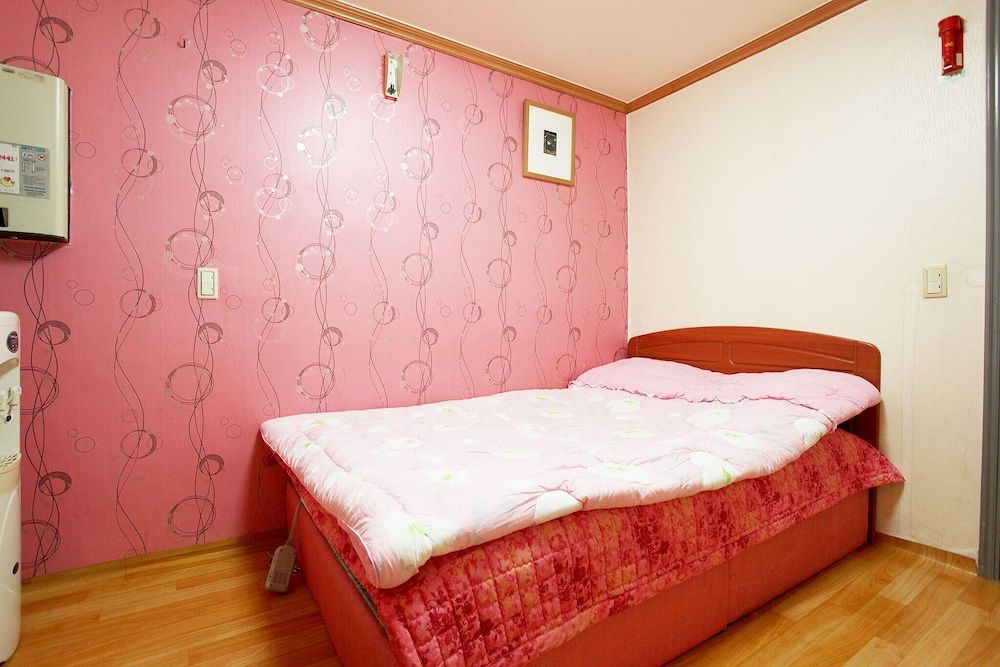 undefined Konkuk University Yeongdong Motel 4