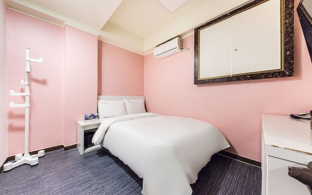 undefined Nonhyeon Hyu 9