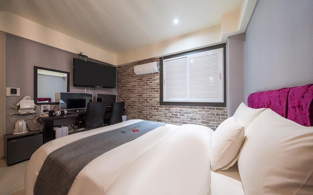 Nowon A Plus Hotel Room (Standard couple PC room)