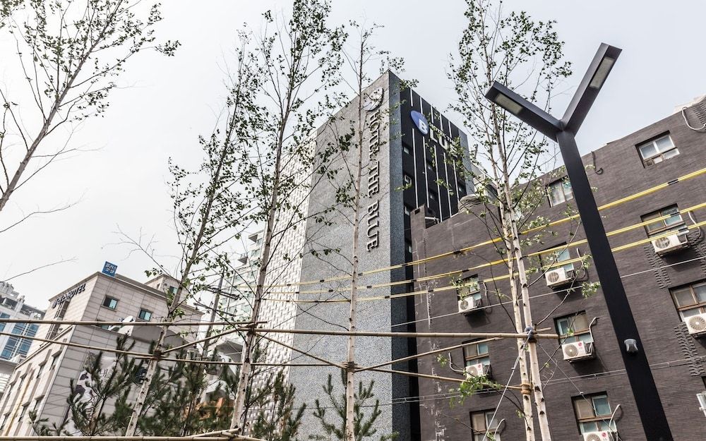 undefined Cheonho Hotel The Blue 3