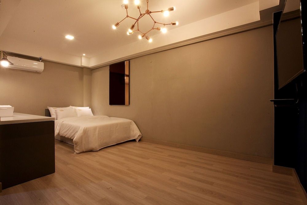 undefined Geumcheon Kkomo 4