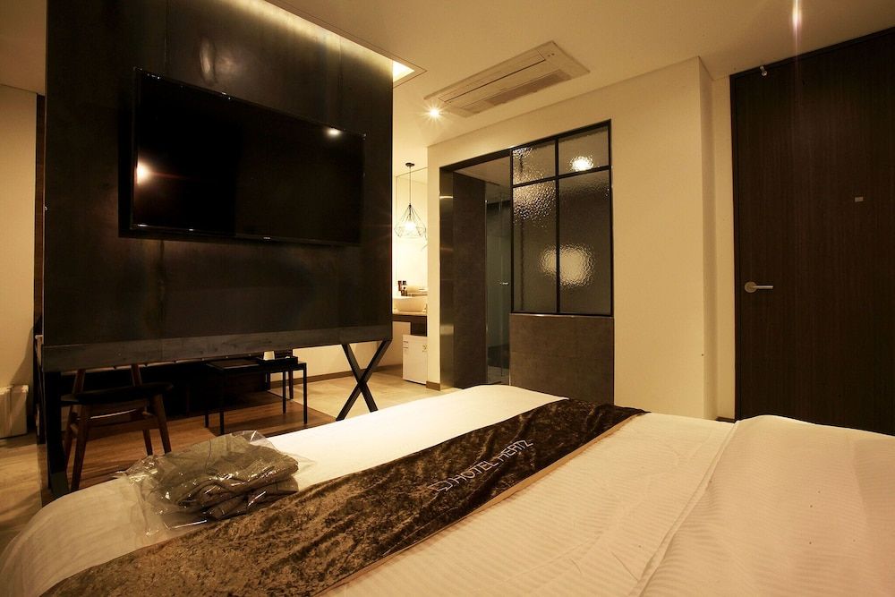 undefined Jongno Hertz 10