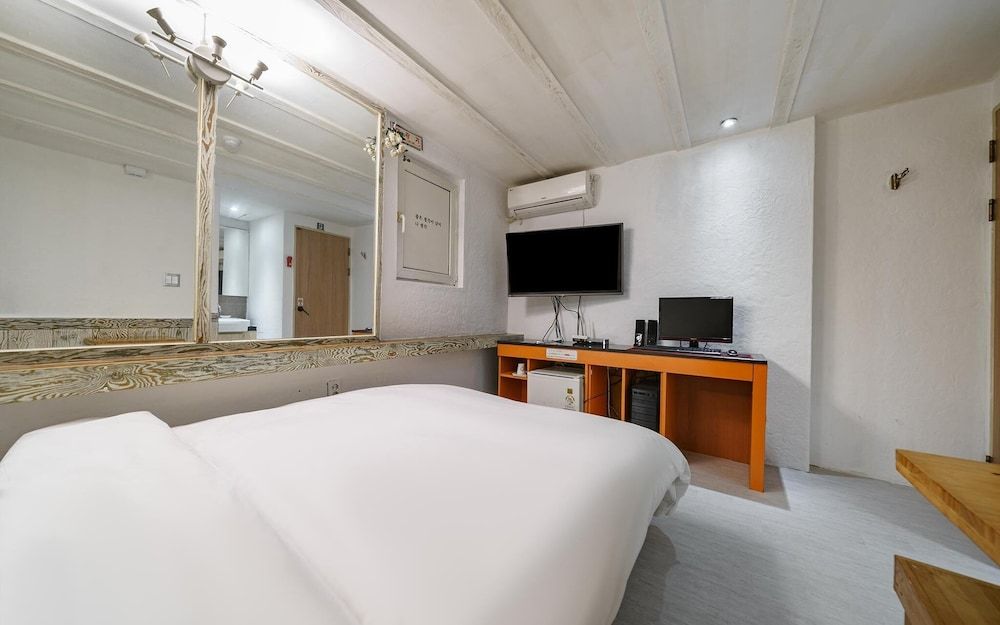 Wangsimni Jouvence Room (Standard room - no consecutive nights) 3