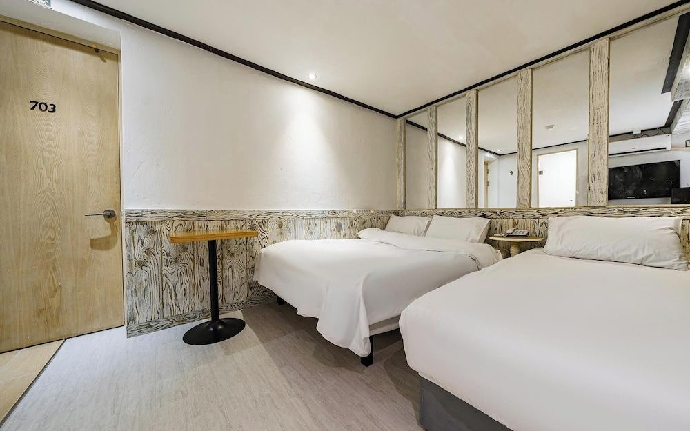 Wangsimni Jouvence Room (Twin - Consecutive nights not allowed)