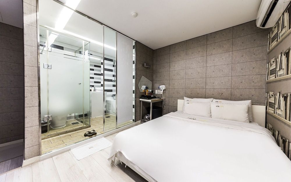 undefined Taereung INN 8