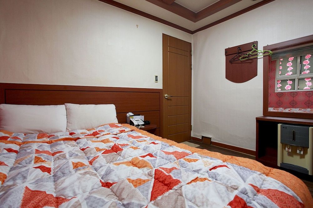 undefined Guro City Park 2