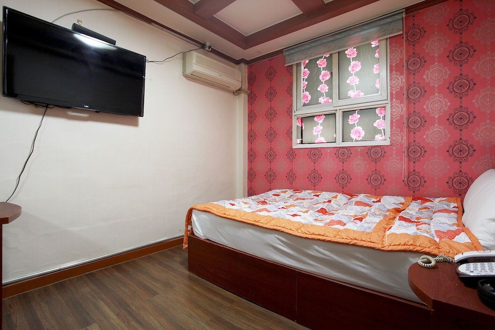 undefined Guro City Park 3