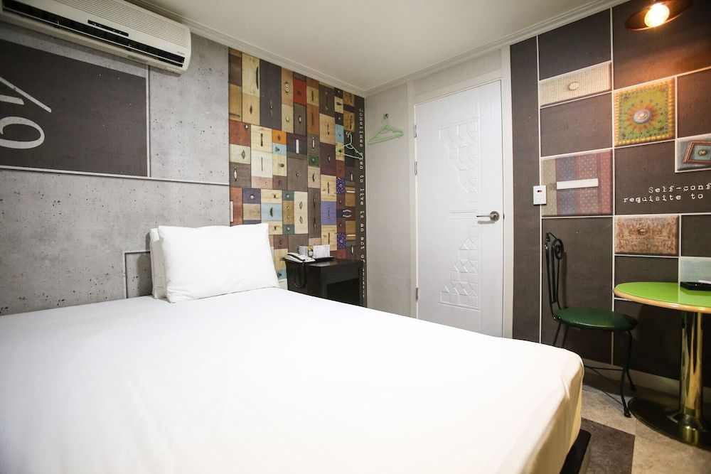 Sillim Cool Room (Standard Room B (Free viewing of Netf) 3