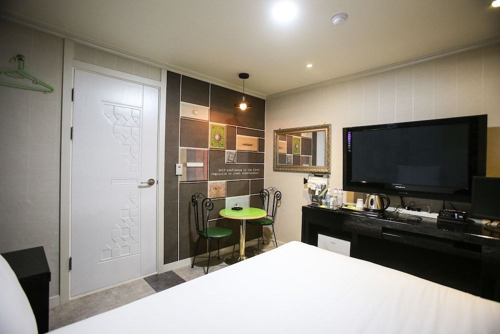 Sillim Cool Room (Standard Room B (Free viewing of Netf) 4