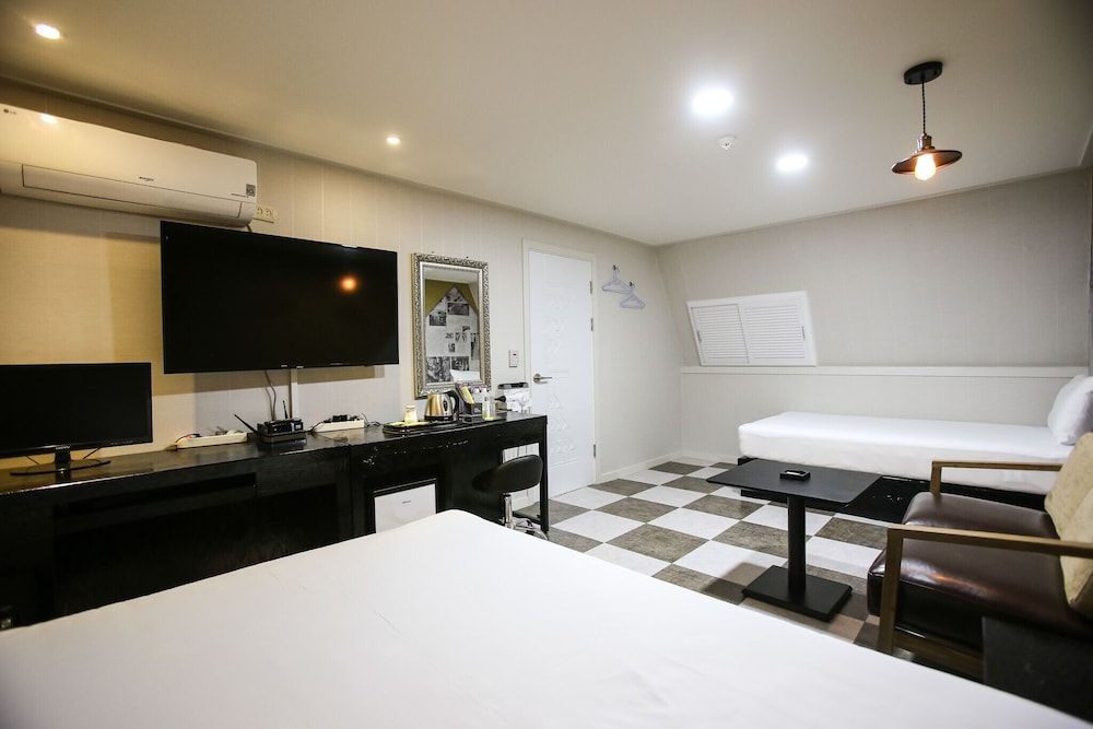 Sillim Cool Room (Special room (twin free viewing of Ne) 12