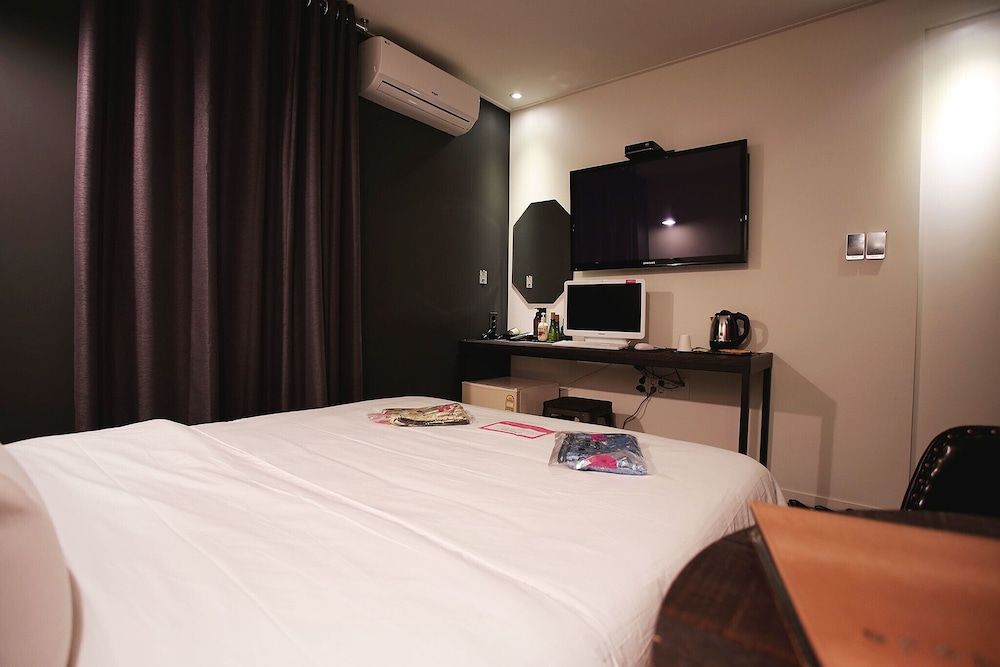 Yaja Gangnam Nonhyeon Room (Standard room) 16