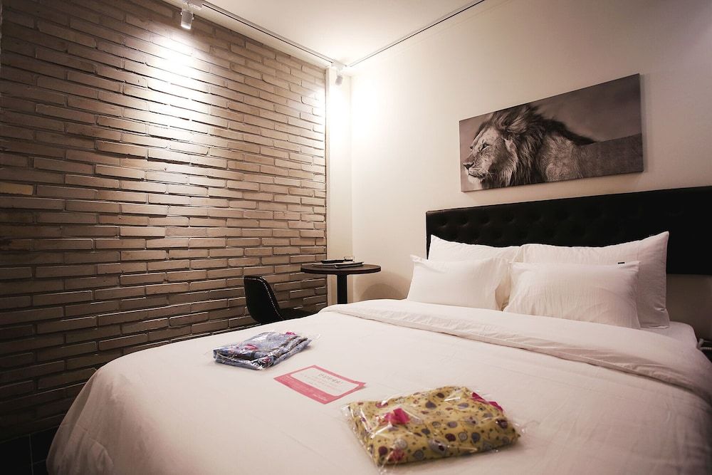 Yaja Gangnam Nonhyeon Room (Standard room) 8