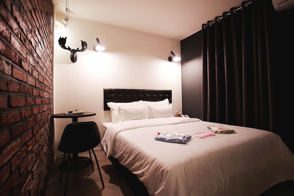 Yaja Gangnam Nonhyeon Room (Standard room) 13